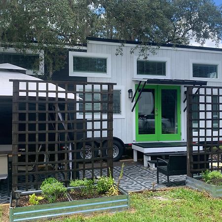 Villa Pet Friendly, Modern Tiny House In Vibrant Clermont Esterno foto